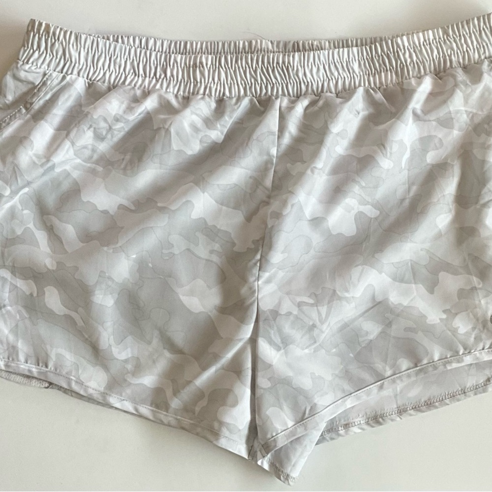 RBX Gray & White Camo Athletic Shorts